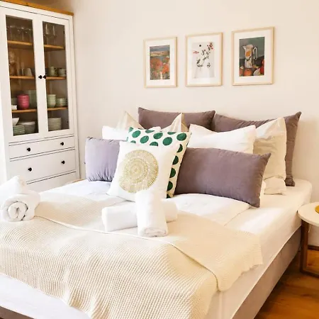 Appartement Gaestesuite Lichtpunkt - Loft-feeling In - Balkon & Parkplatz